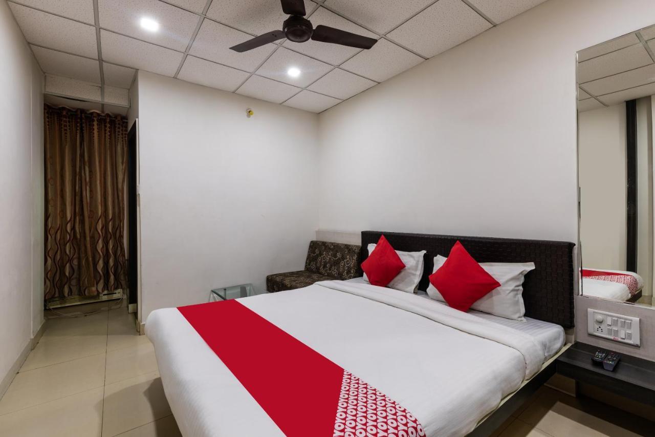 Capital O 47403 Hotel Manjeet Bhopal Exterior foto